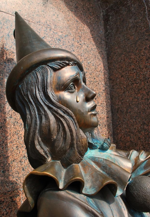 Sculpture-Pierrot